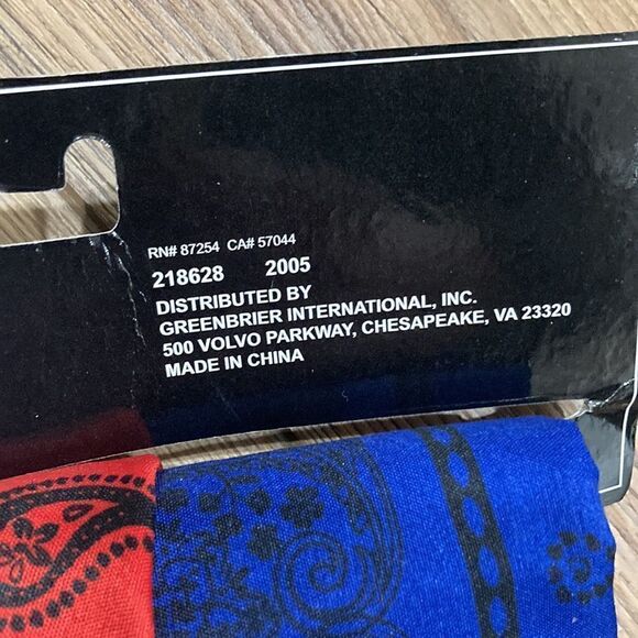 5/$15 NWT Classic Red and Blue Bandanas - Picture 3 of 4